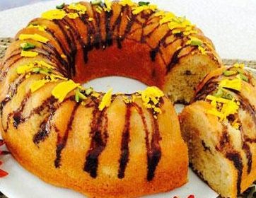 کیک فندق و زردآلو