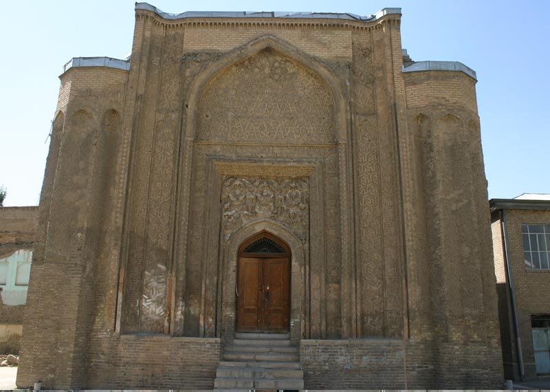 گنبد علویان